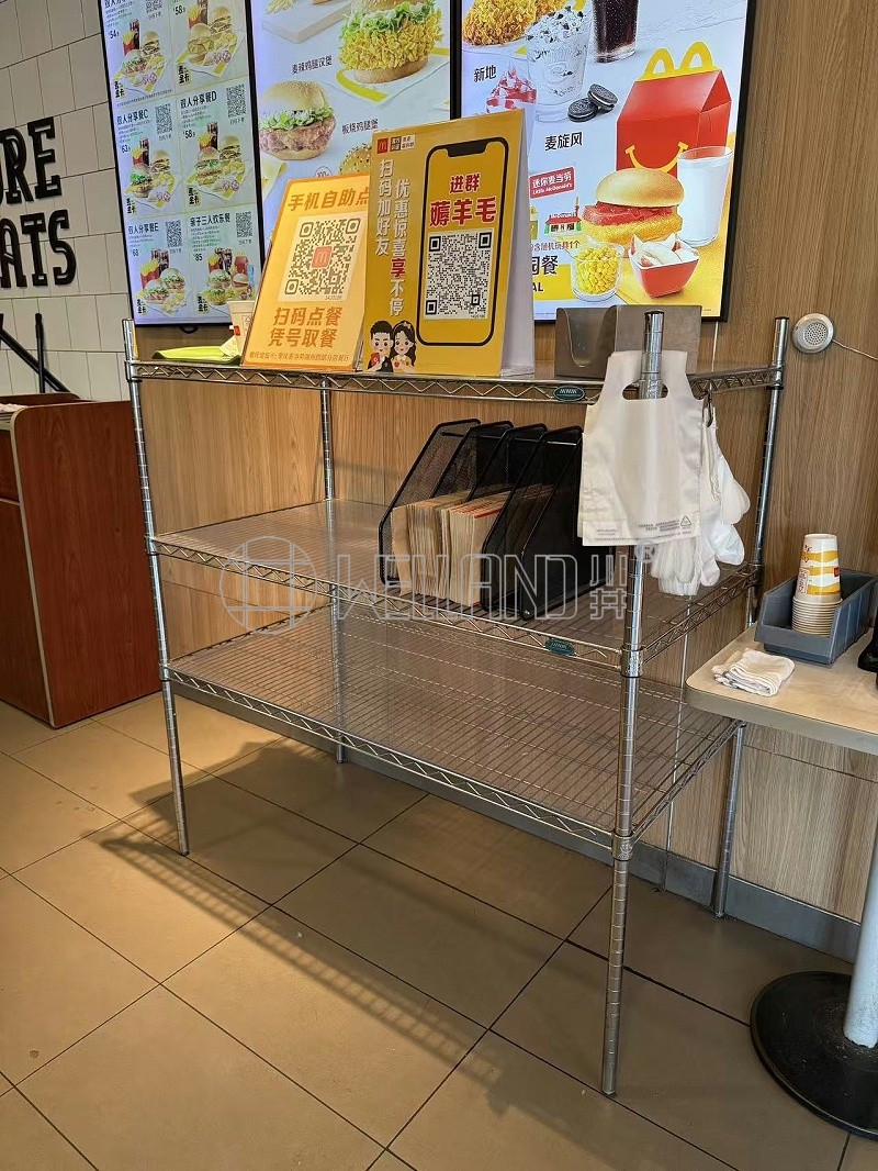 超越木質(zhì)與塑料，金屬層架重塑智慧收納