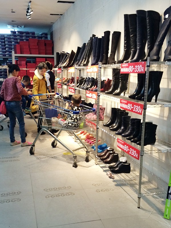 鞋店促銷陳設貨架